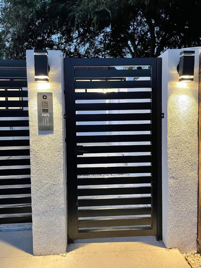 Gated Private House With Own Parking Sherman Oaks Ferienhaus Los Angeles