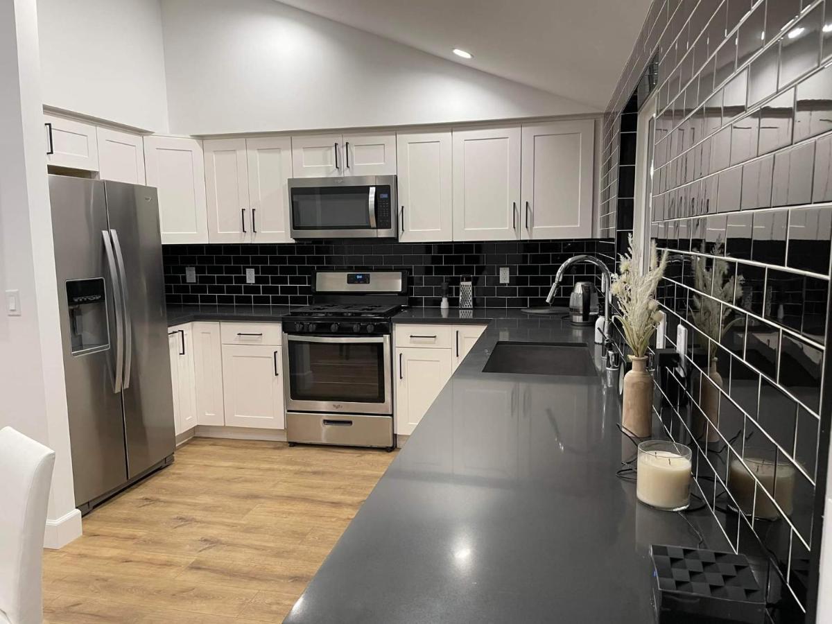Vakantiehuis Gated Private House With Own Parking Sherman Oaks *