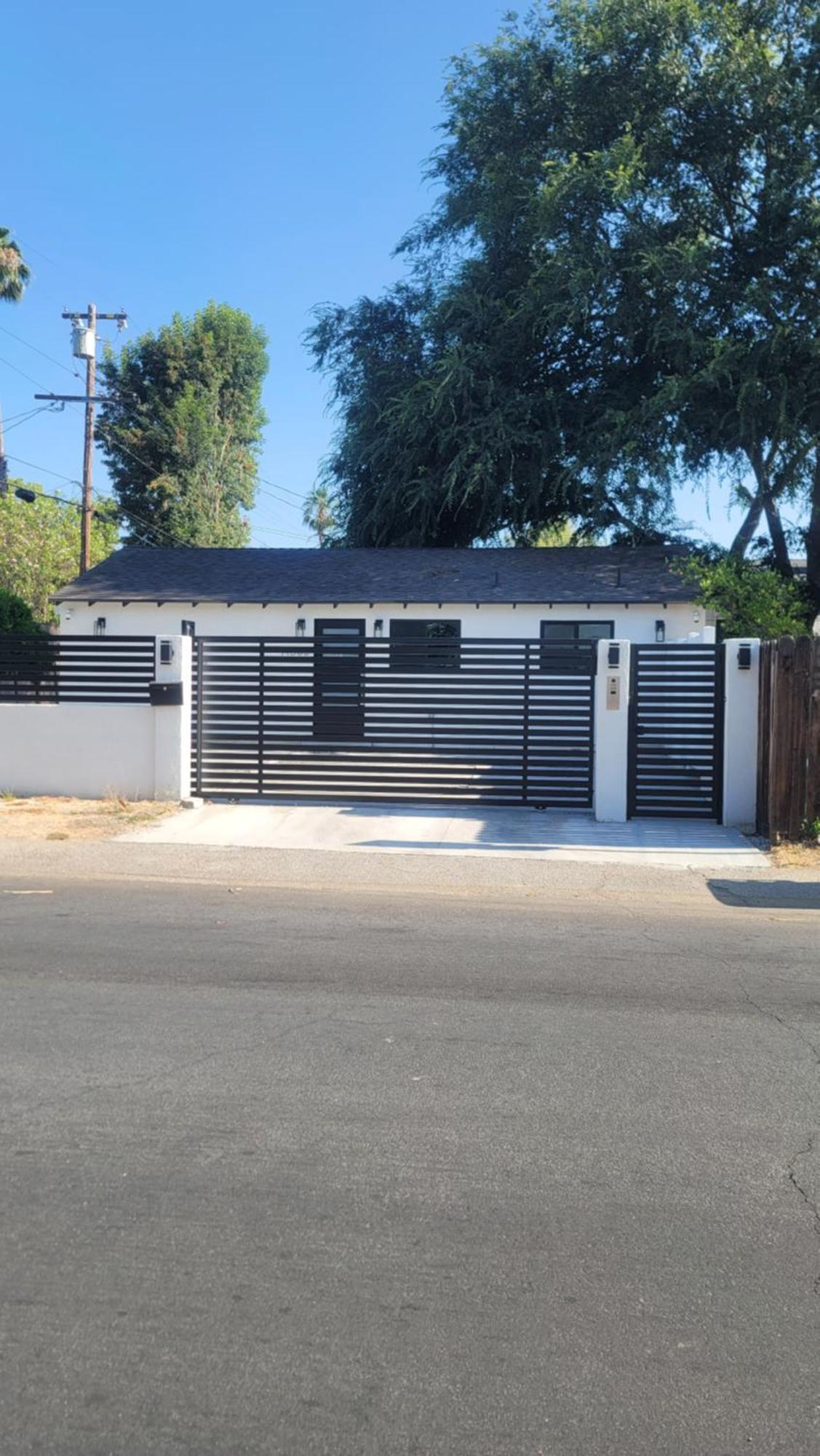 Gated Private House With Own Parking Sherman Oaks Vakantiehuis *